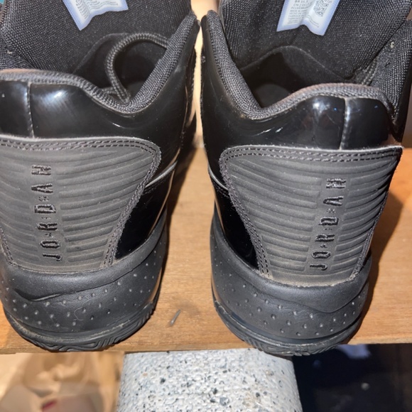 Air Jordan max aura 2 triple black - Picture 4 of 7